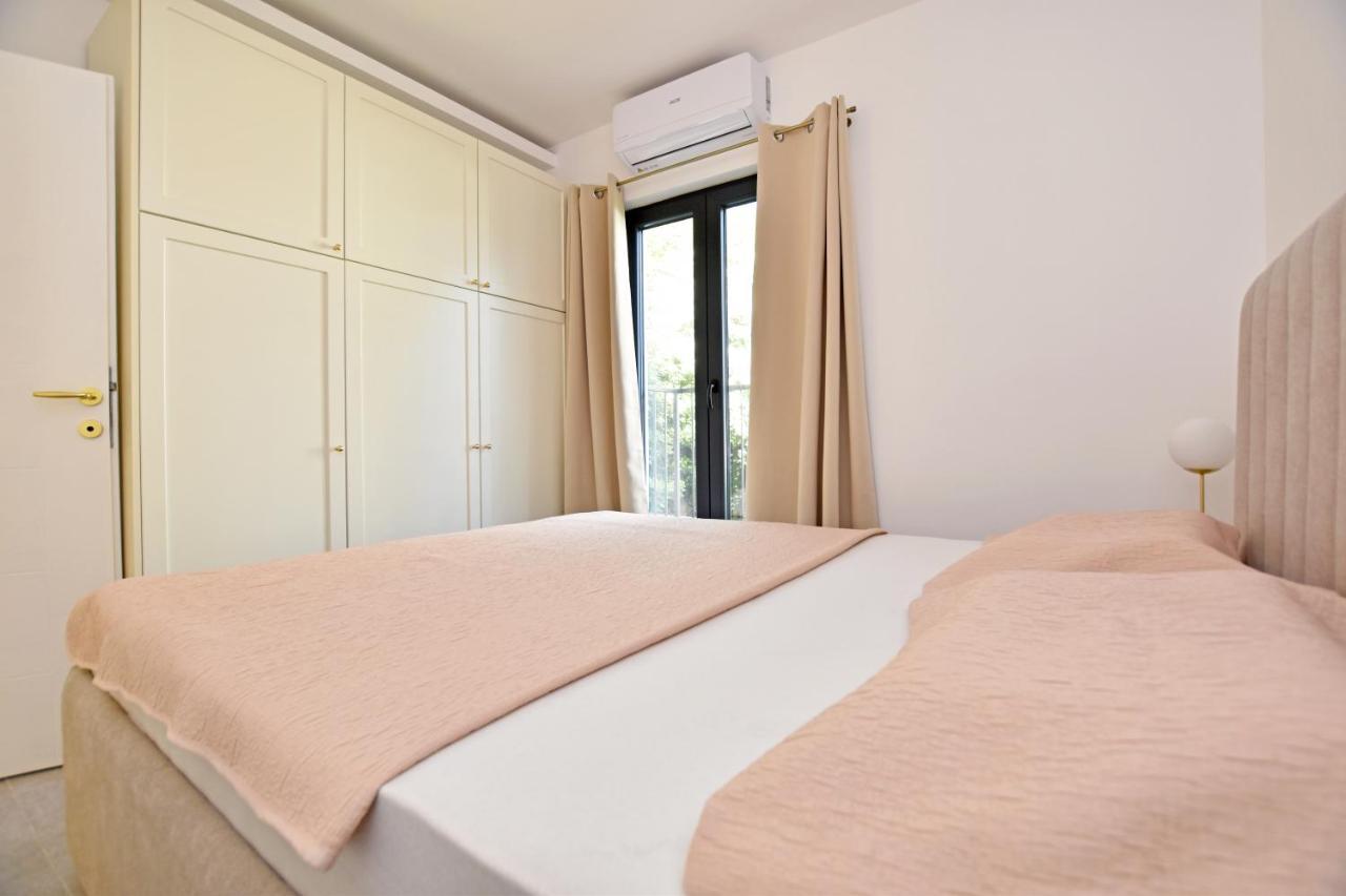 4K - Modern Apartment Very Close To The Sea Herceg Novi Exterior foto